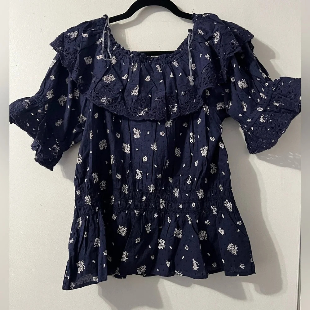 NWT Universal Thread Navy Ruffled Blouse - Picture 6 of 7